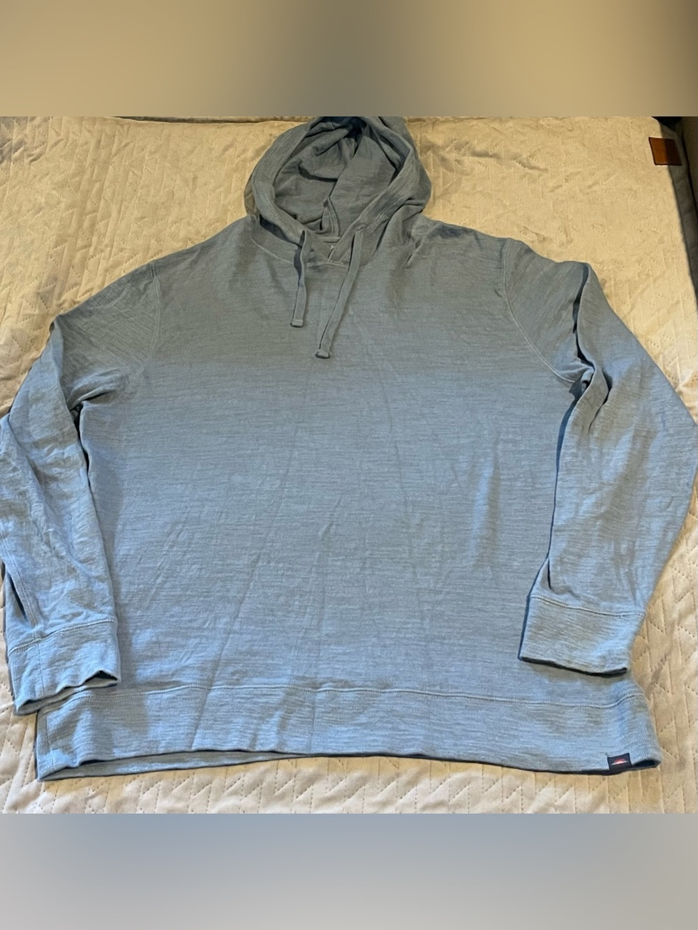 Faherty organic cotton hoodie mens XXL NWOT blue